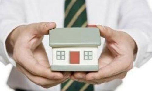 夫妻一方把房屋贈給他人有效么