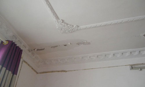 新買的二手房漏水維修費該由誰承